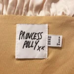 Thumbnail for Haut Camisole Rouge Velours Crème Satiné Princess Polly Emah Cream Satin & Red Velvet Crop Top Cami