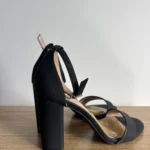 Thumbnail for Sandale à talons hauts