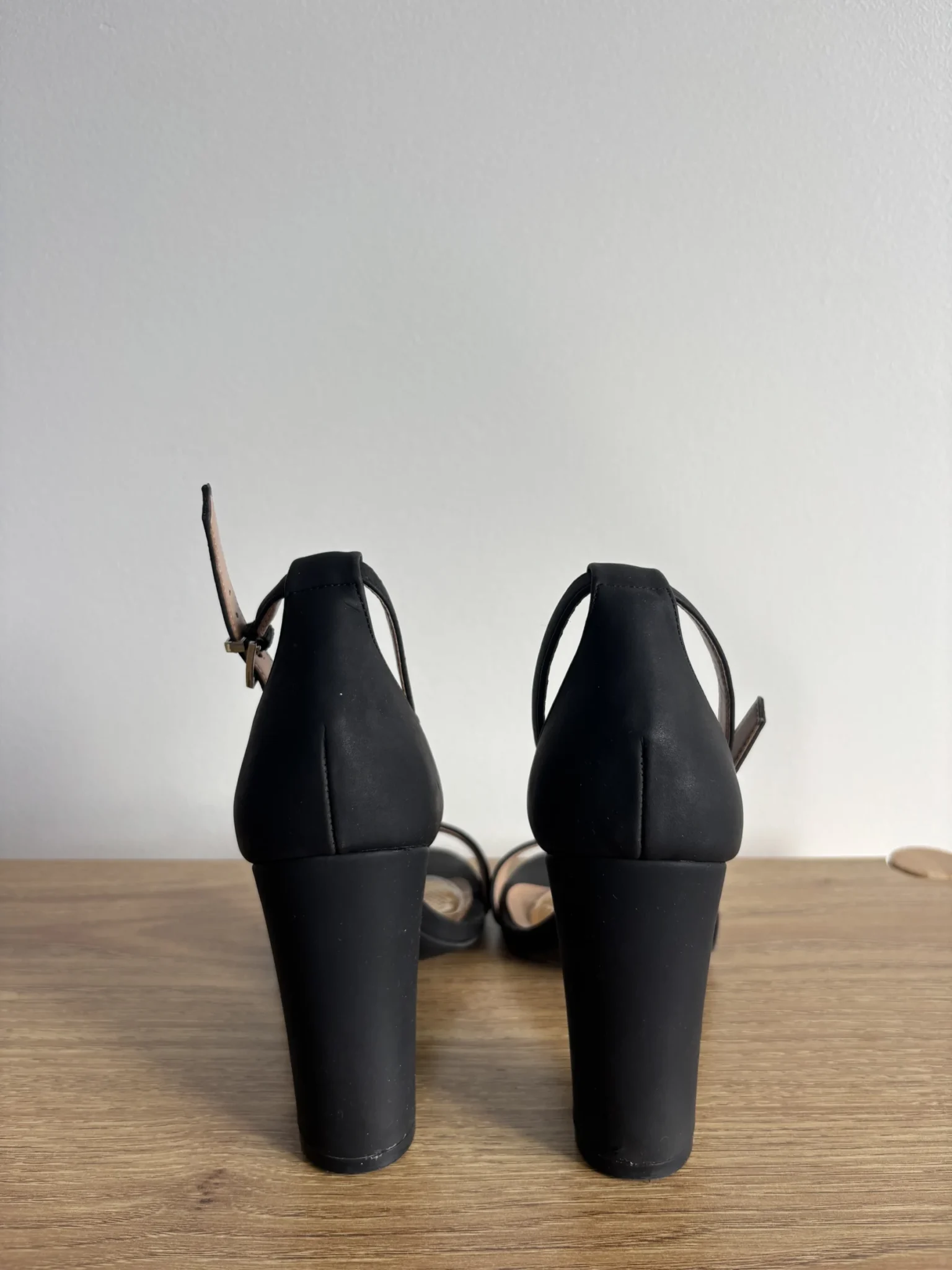 Image for Sandale à talons hauts