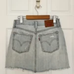 Thumbnail for Jupe en jeans bleu clair Levi's taille 26