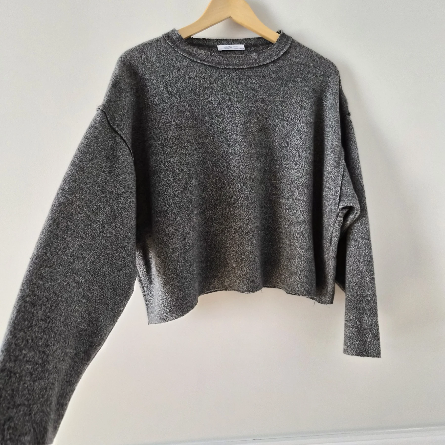 Sweat col rond légèrement court Zara seconde main