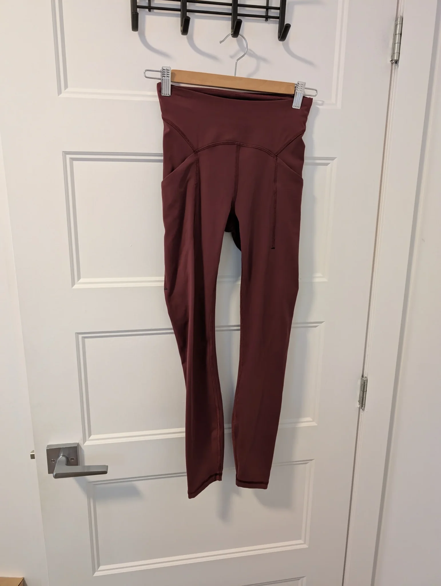 Image for Lululemon/Legging Power Thru Sz 2