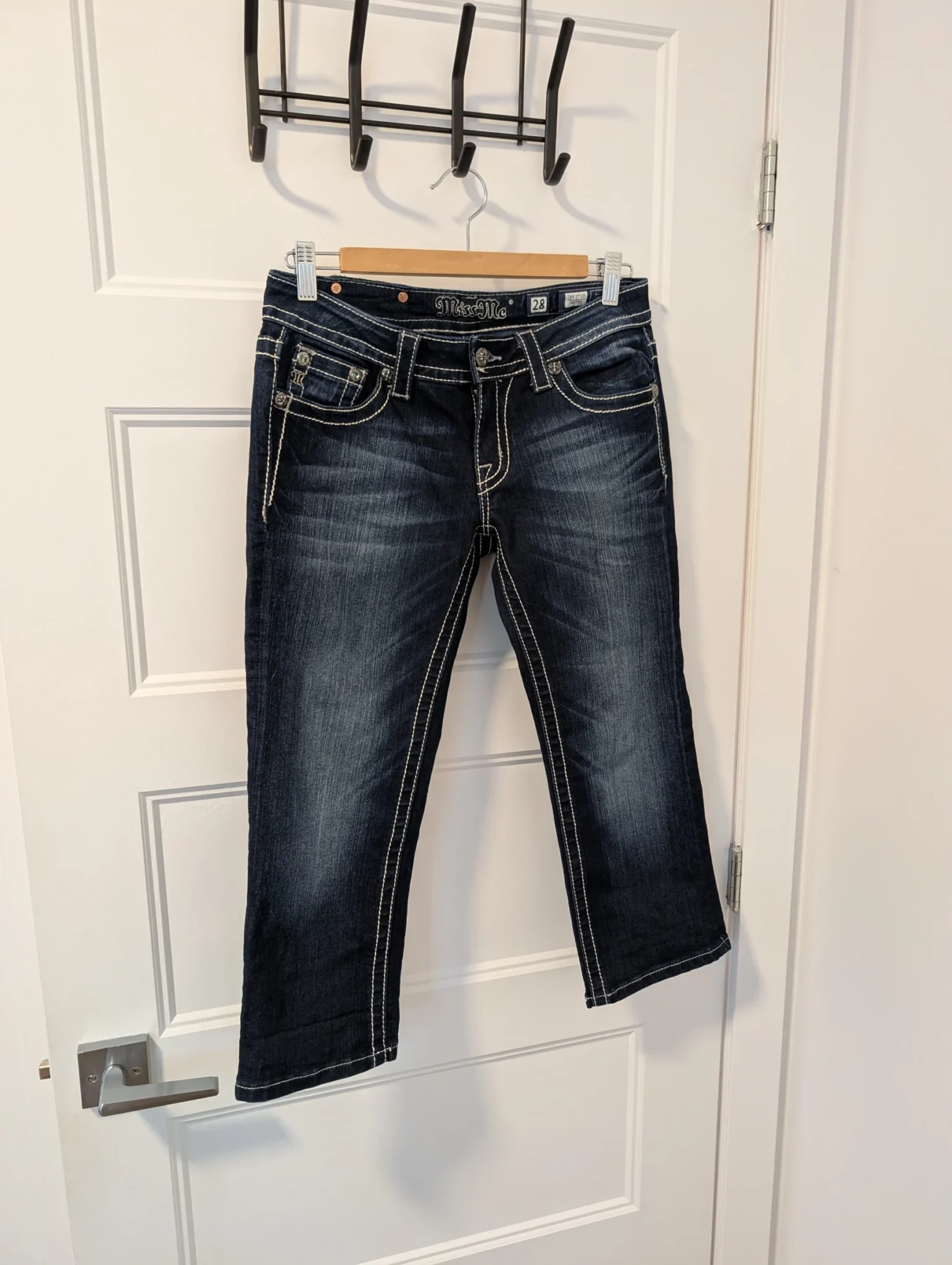 Featured image for Miss Me/Capris Jeans Sz 28