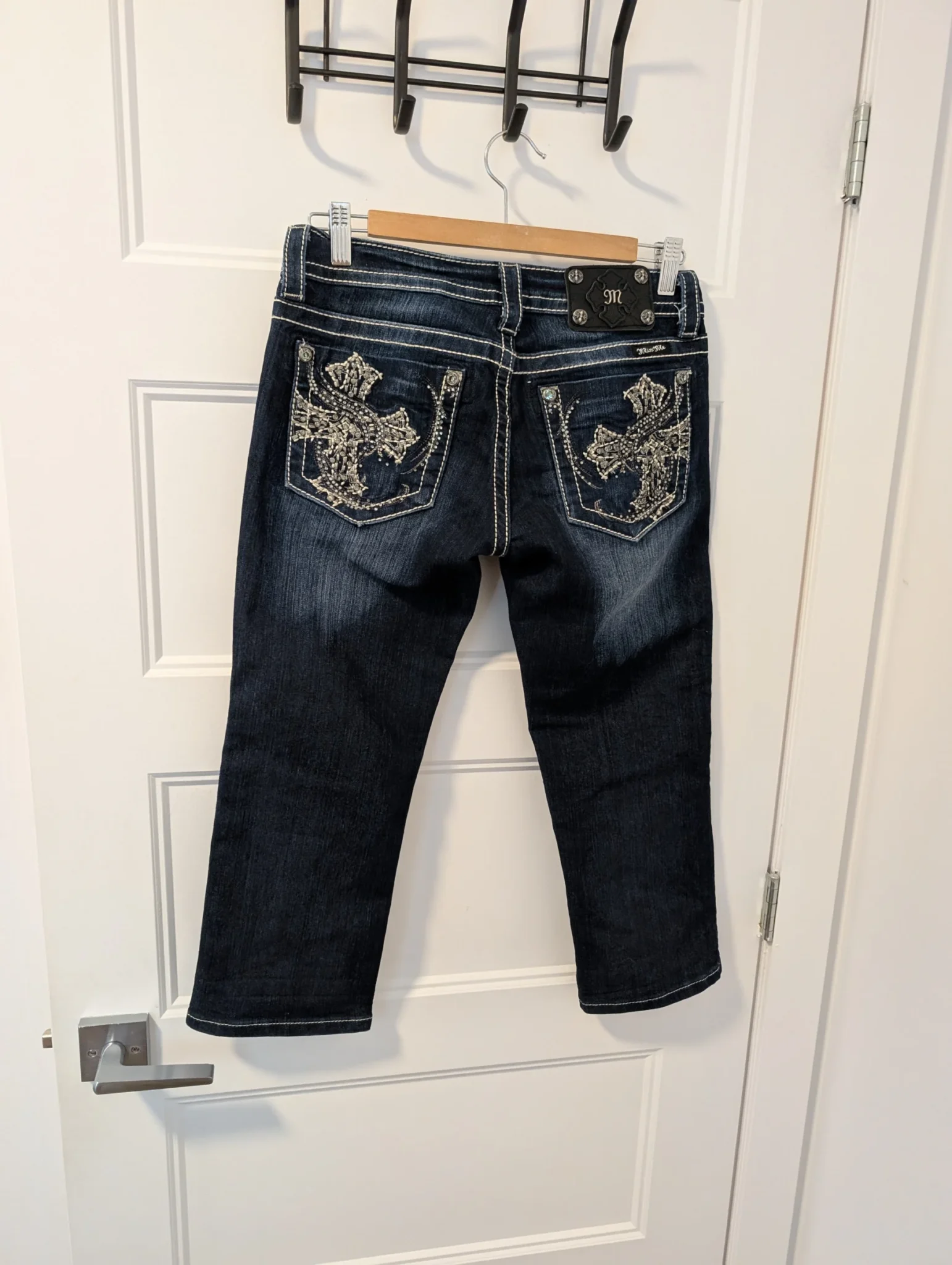 Image for Miss Me/Capris Jeans Sz 28