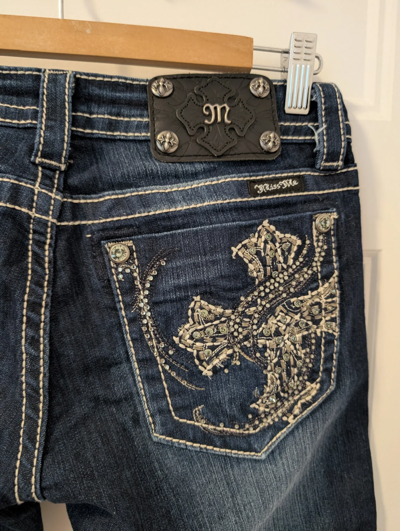 Image for Miss Me/Capris Jeans Sz 28