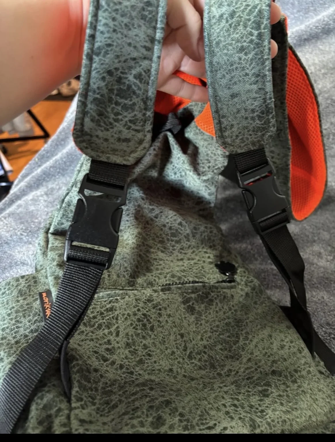 Image for Sac à dos dinosaure 3D avec capuche intégrée – Marque Morikukko (Enfant)