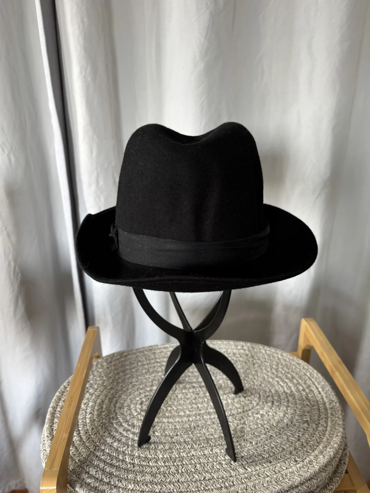 Image for Titre : Chapeau Feutre Noir Vintage Gordon Supercraft - Taille M (57)