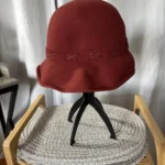 Thumbnail for Chapeau Cloche Vintage Kaye Lynn (100% Laine) –  Style Années 20 -56 centimètres, ce qui équivaut taille M