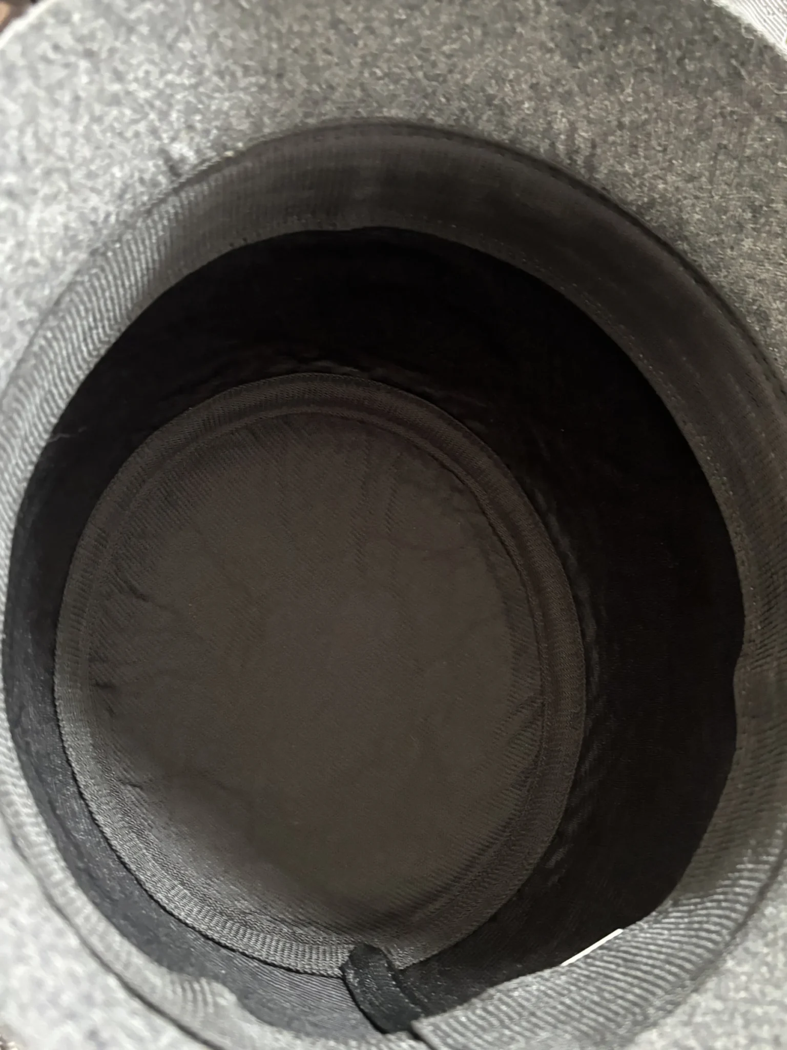 Image for Chapeau cloche style vintage gris foncé – Style années 20 (Taille unique / 22")