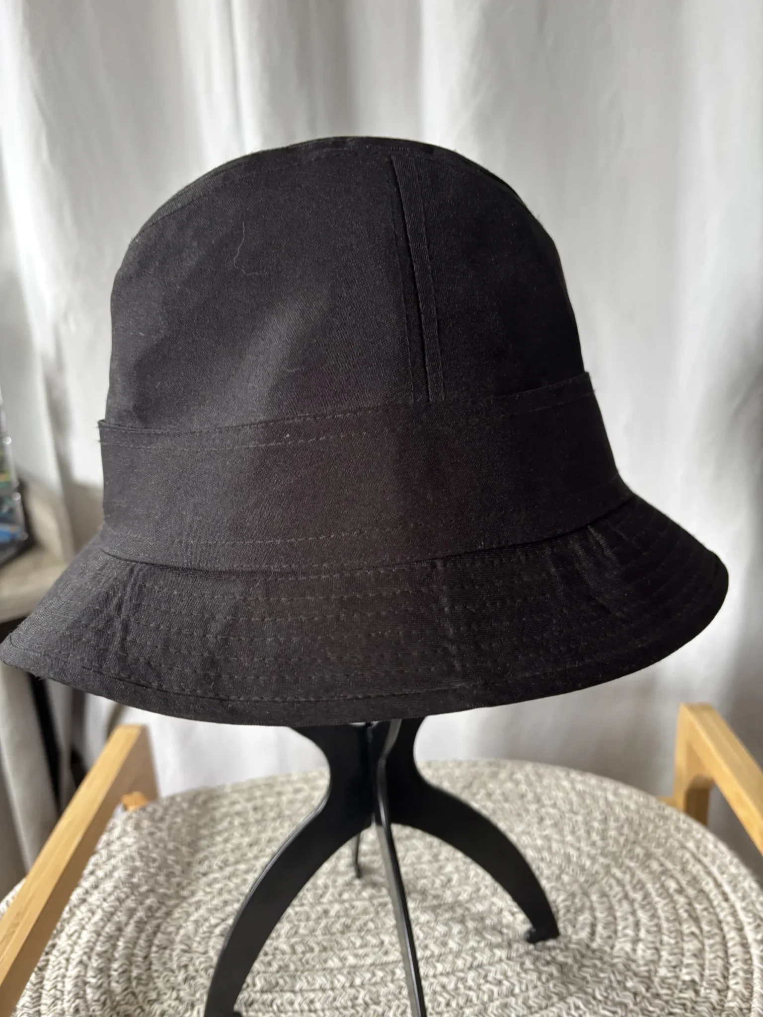 Image for Chapeau Bob Noir Vintage Y2K - La Senza Girl (Taille Unique / 22")