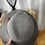 Thumbnail for Chapeau Fedora 100% Laine Parkhurst – Gris avec Plumes – Taille S (Petit)