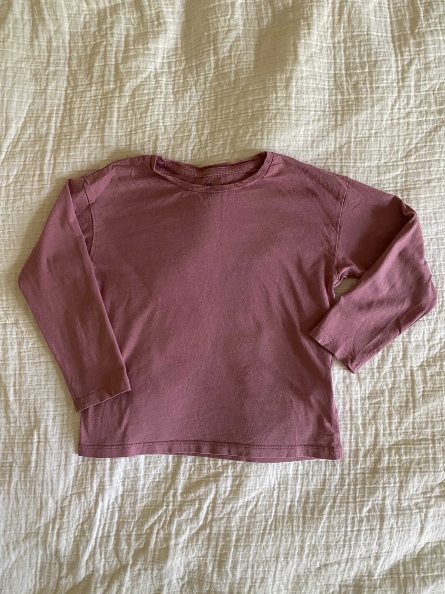Featured image for H&M pink jumper, ages 4–6