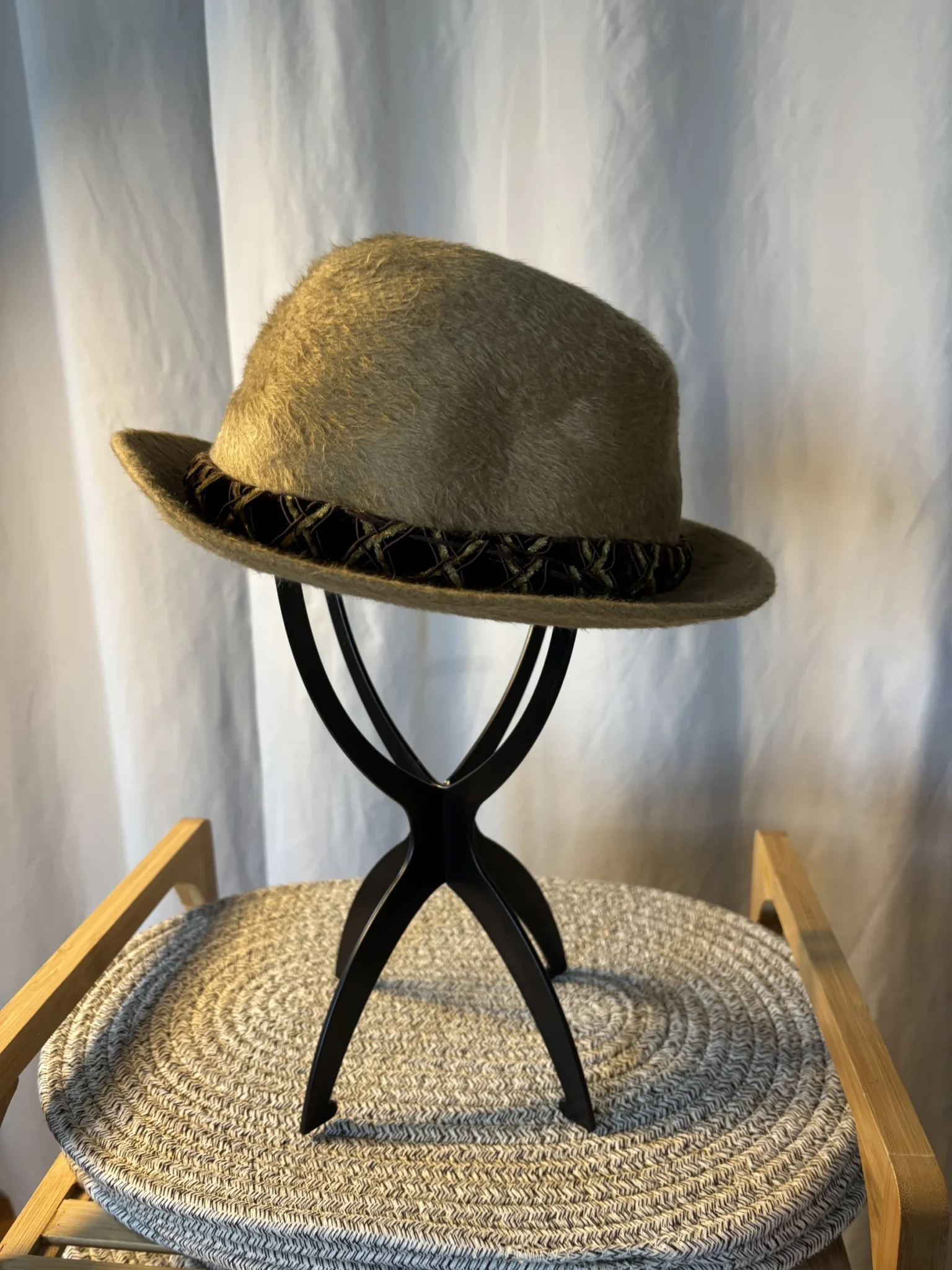 Featured image for Vintage Lee Executive Canadian Beaver Fur Felt Hat Size 7 1/8 - De Launière Montréal