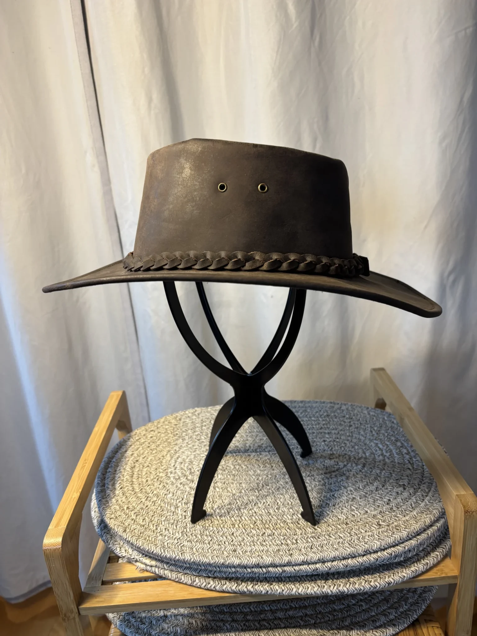 Image for Chapeau Outback Australien en cuir marron - 57 cm