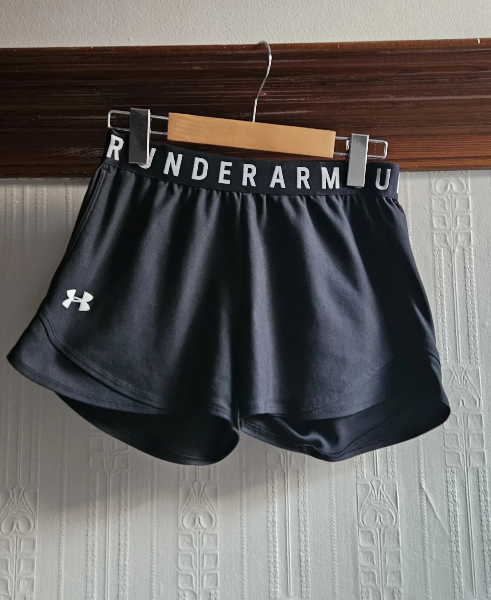 Image for ⛹️‍♀️Shorts de sport - Under Armour