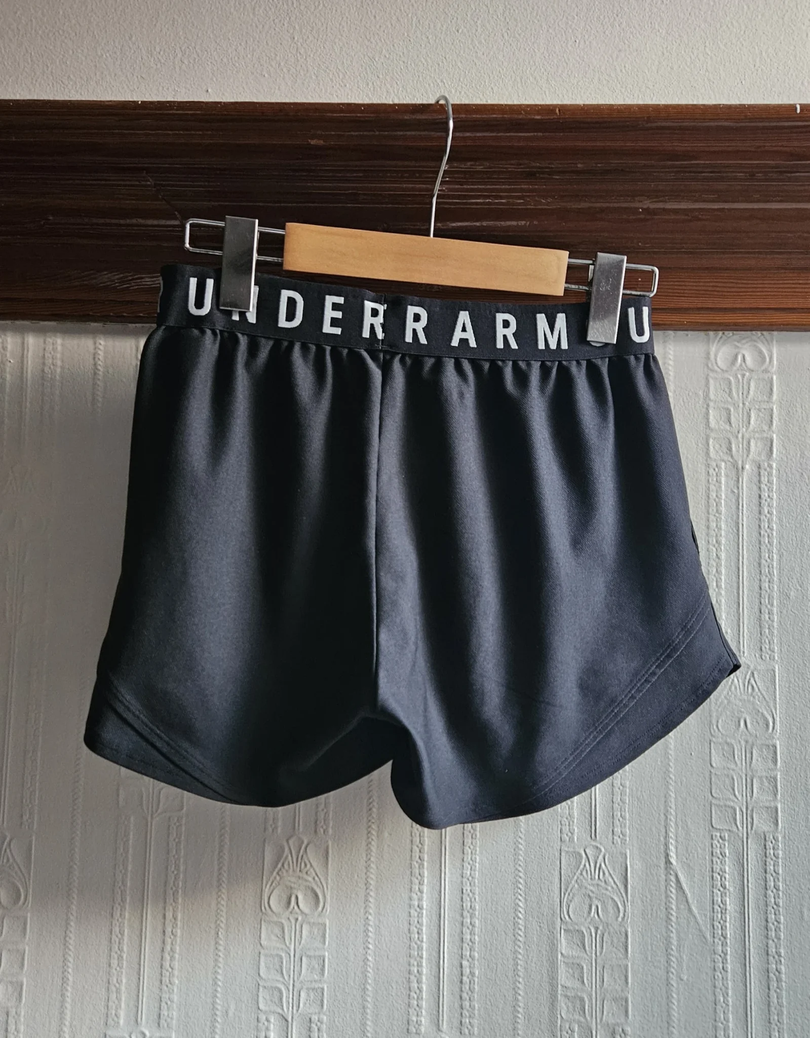 Image for ⛹️‍♀️Shorts de sport - Under Armour