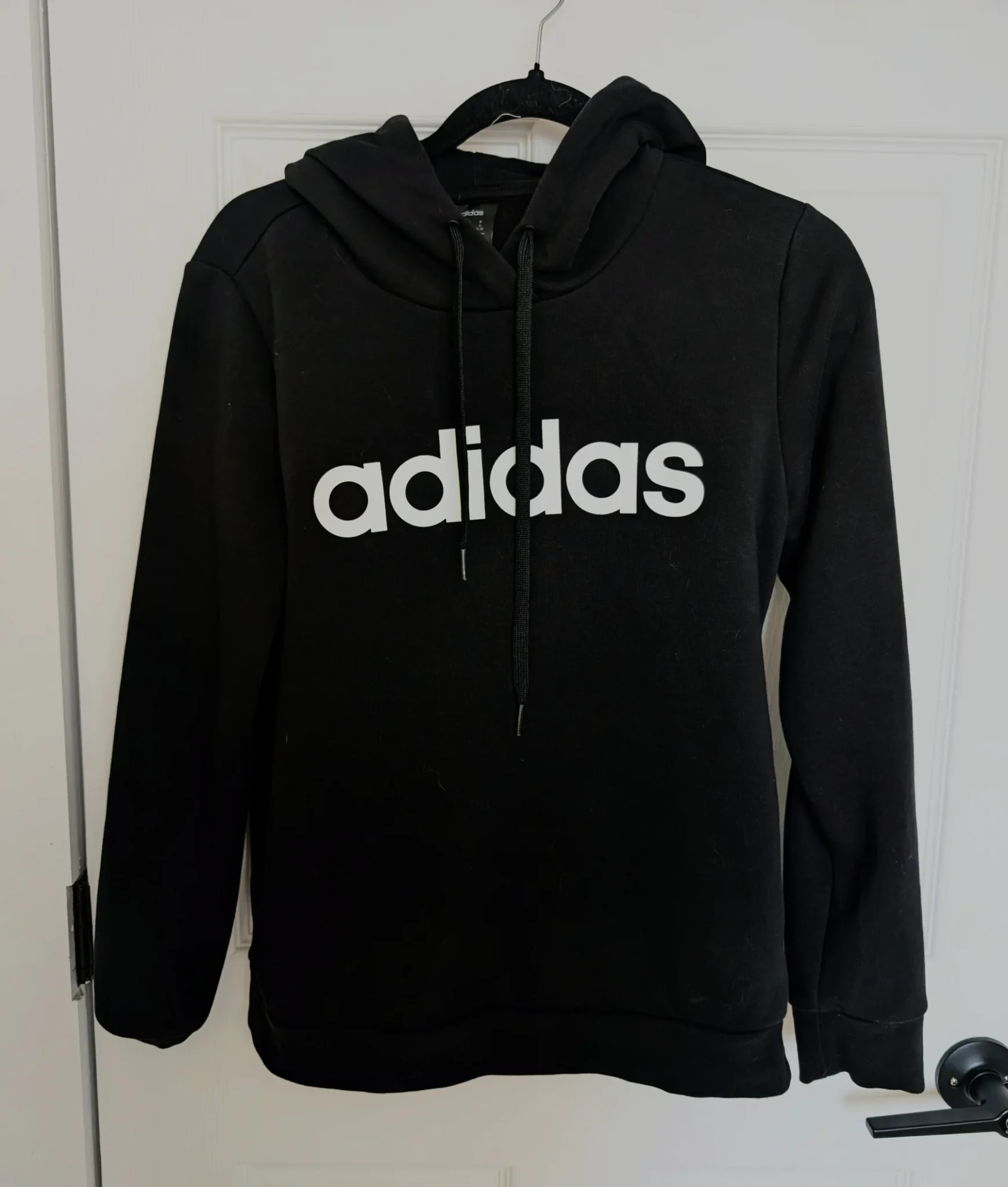 Featured image for Hoodie Adidas