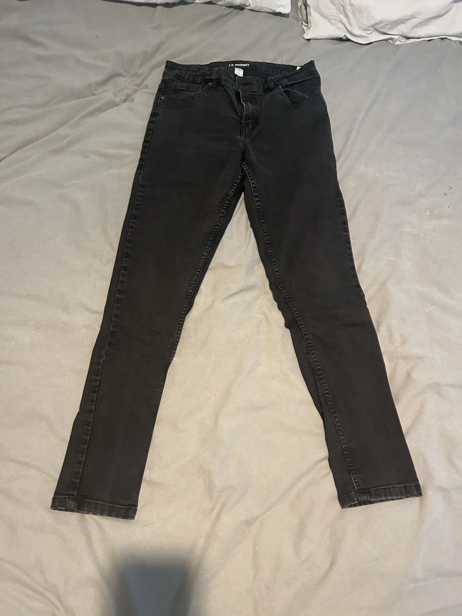 Featured image for Jeans skinny noirs
