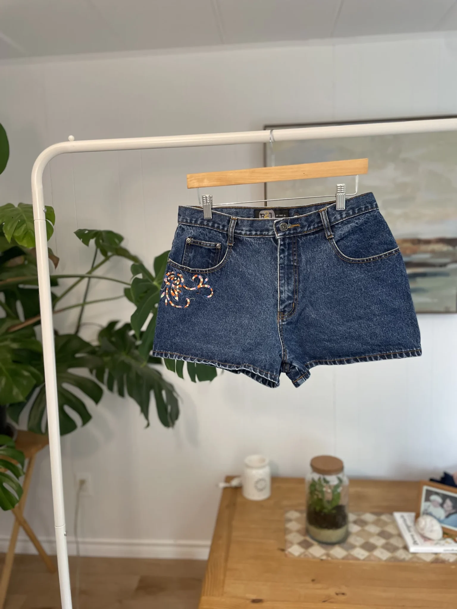Featured image for Short en jeans R21