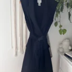 Featured thumbnail for Robe trench sans manches avec lin