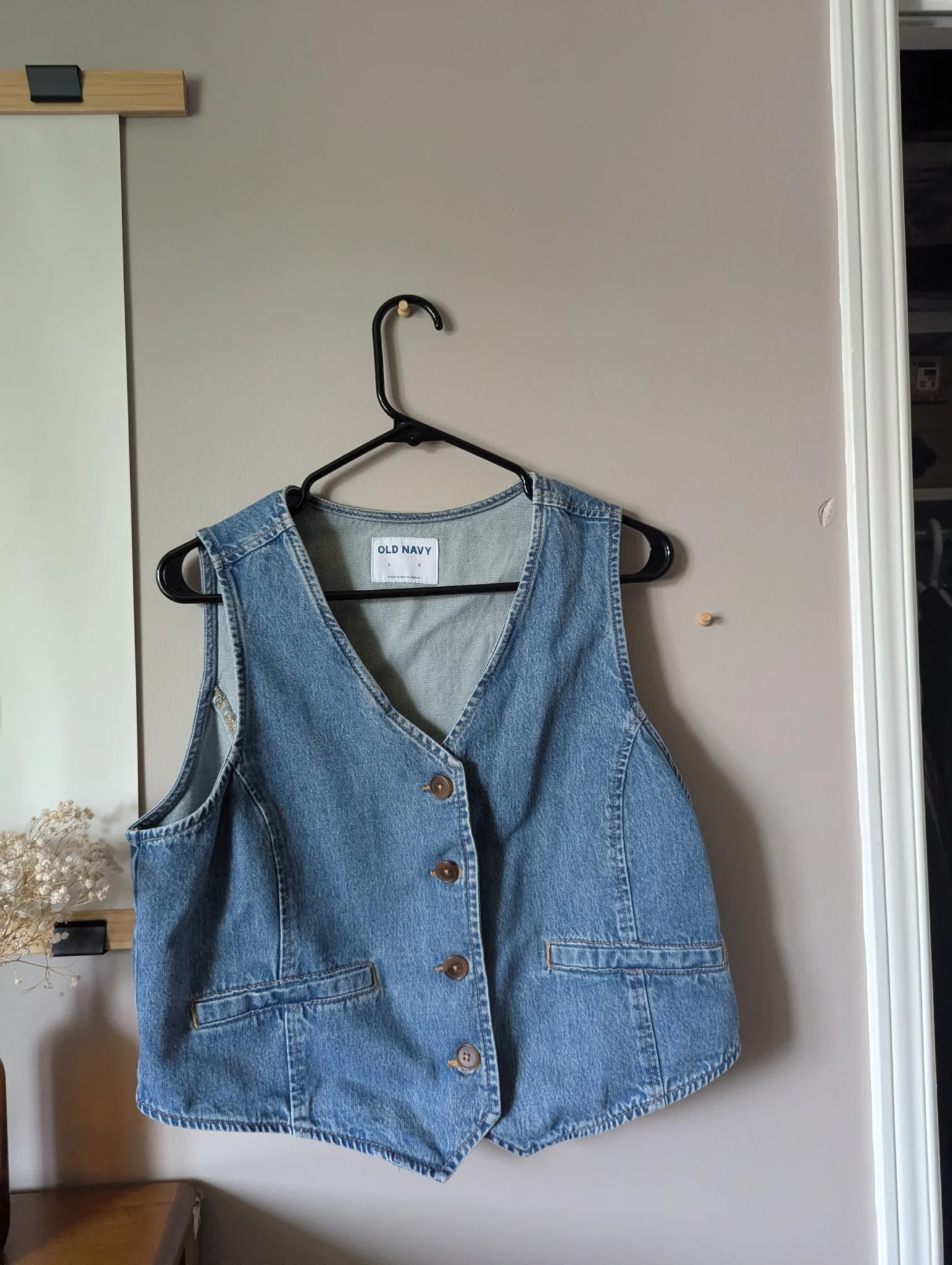 Featured image for Veste sans manche en denim