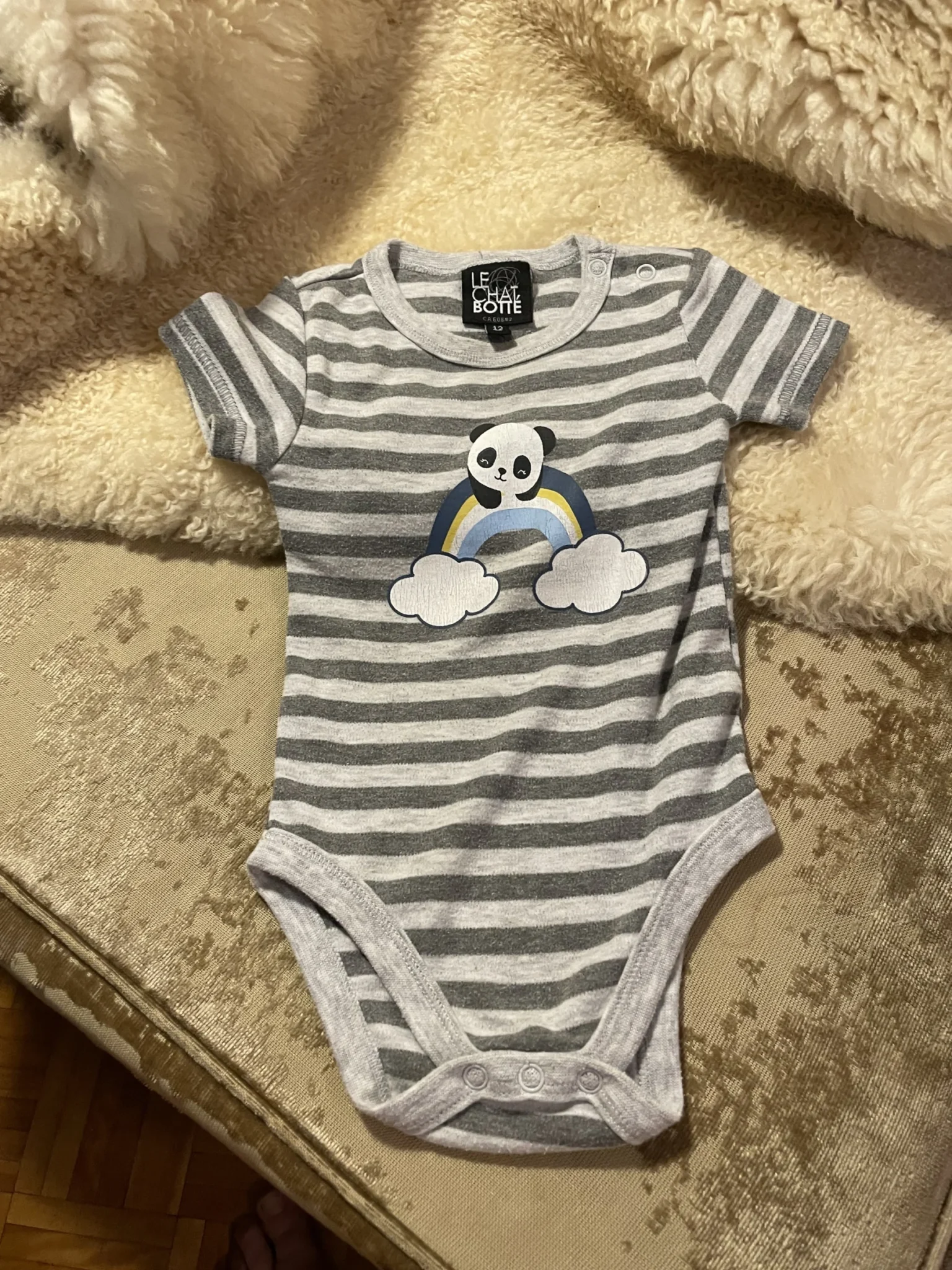 Image for Cache couche 12 mois fait très petit bébé unisexe