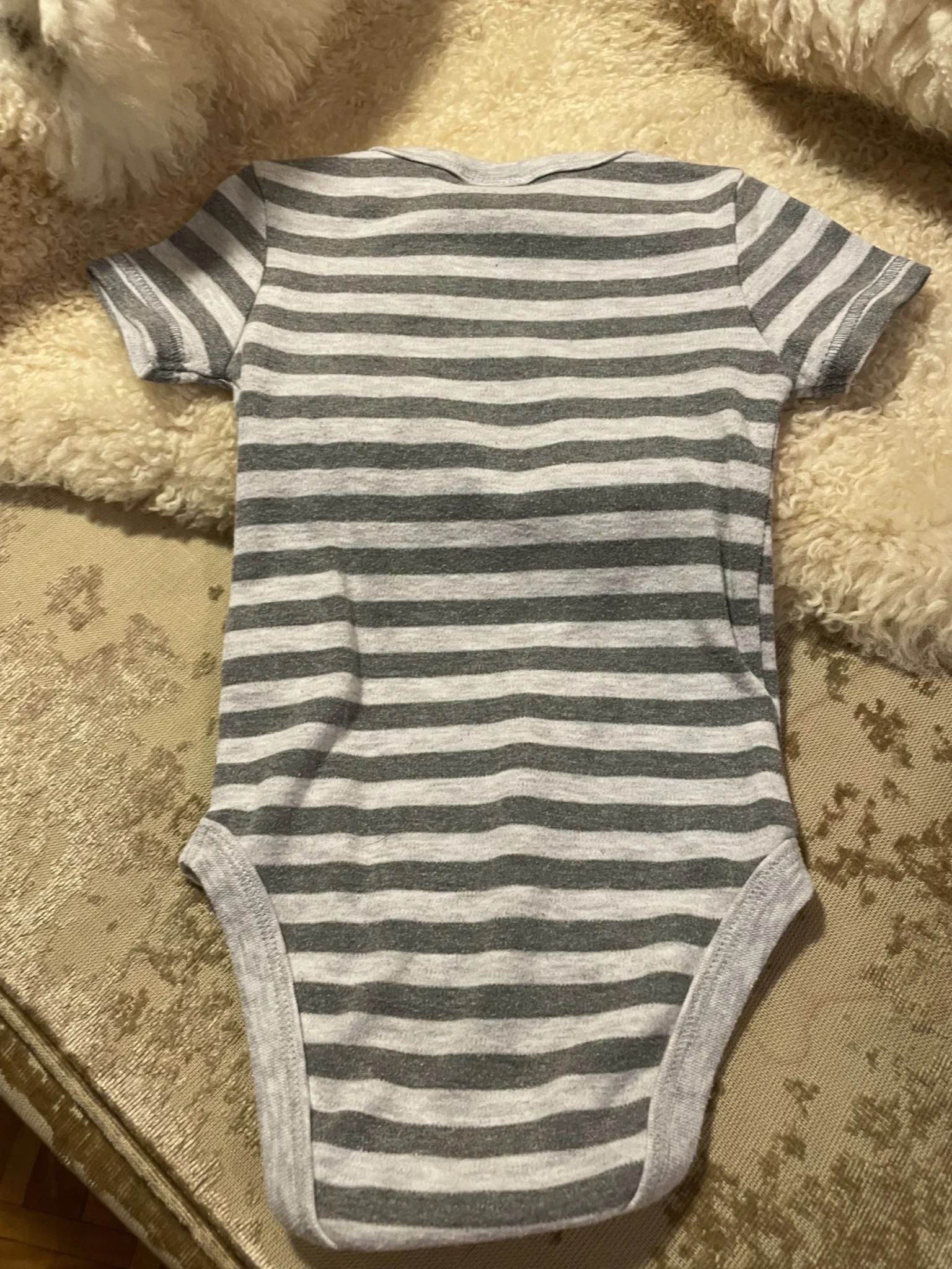 Image for Cache couche 12 mois fait très petit bébé unisexe