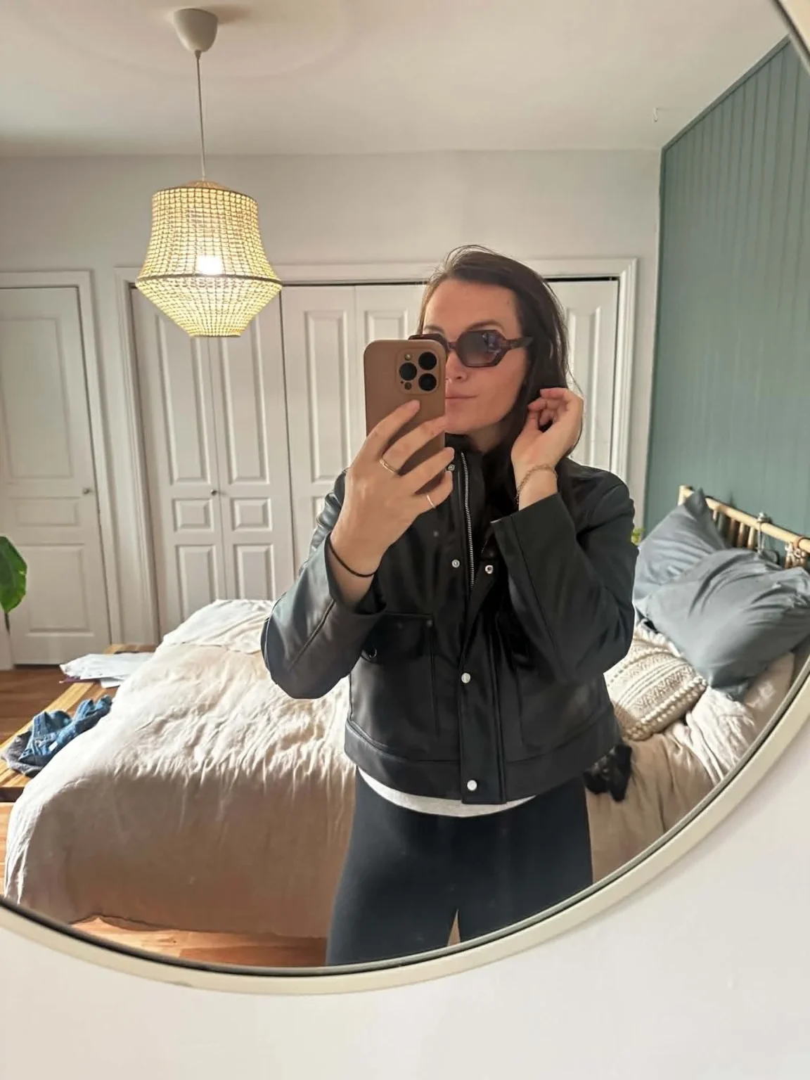 Featured image for Manteau en faux cuir