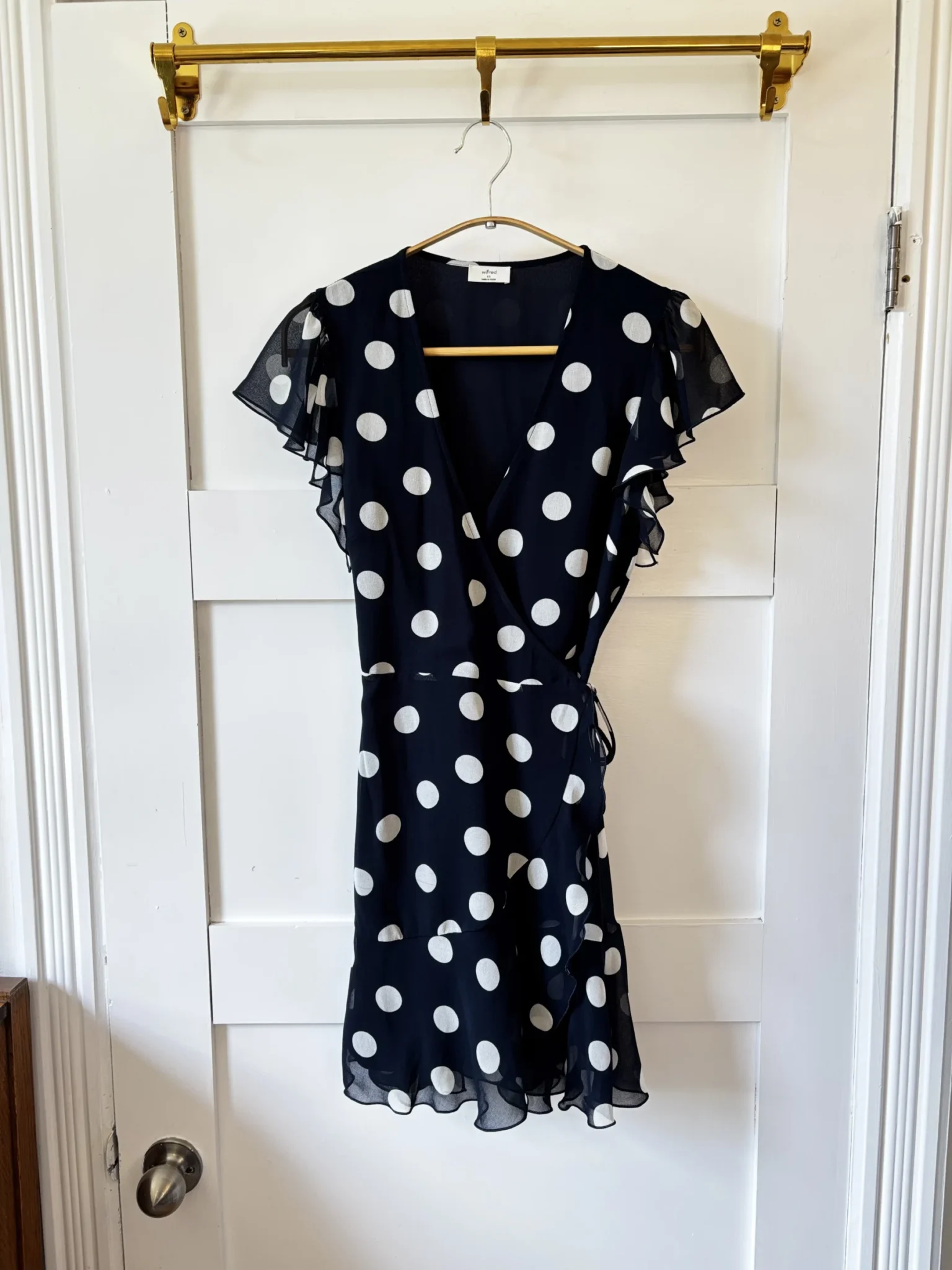 Featured image for ♥️Robe marine à pois blanc WILFRED