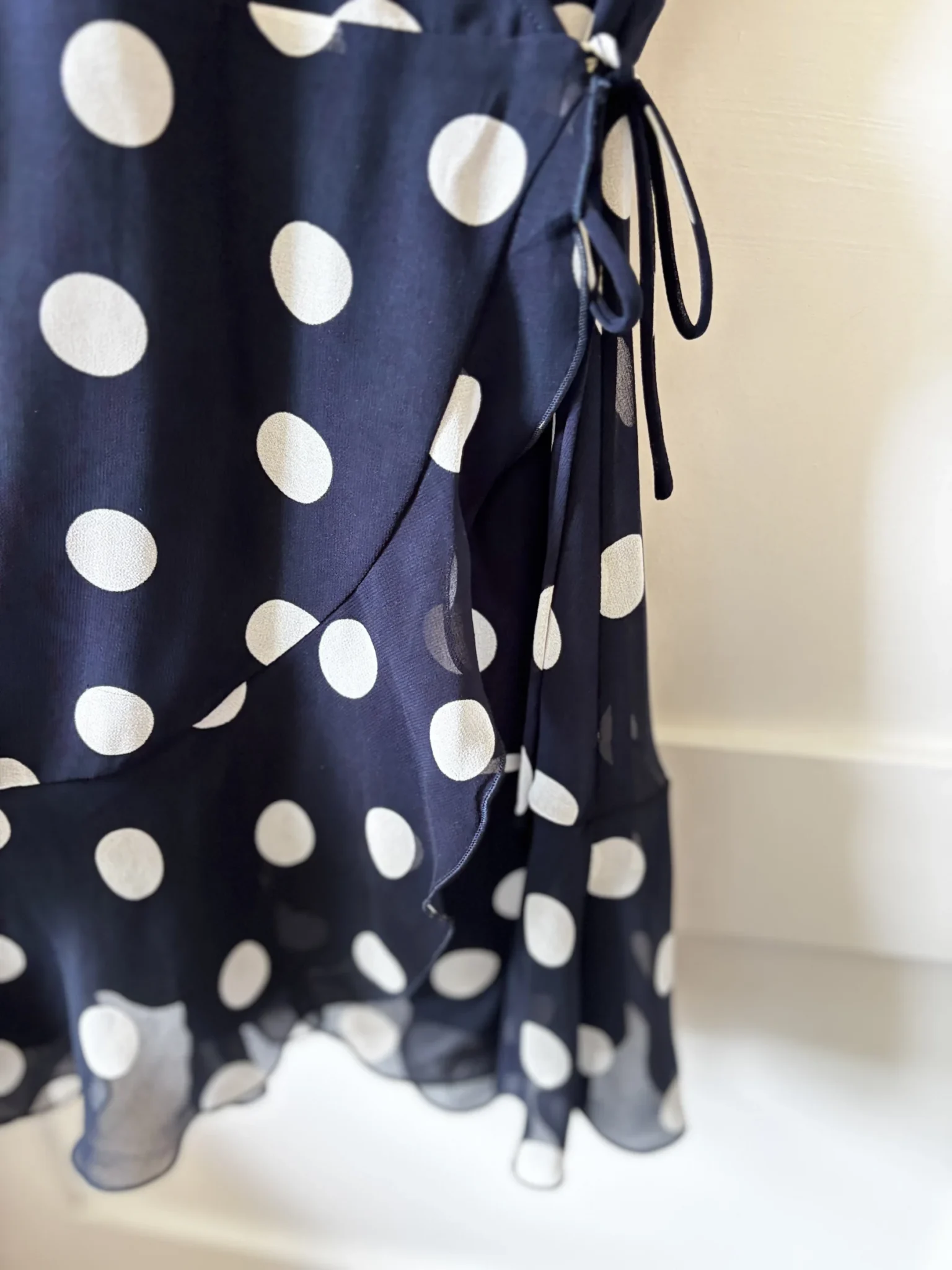 Image for ♥️Robe marine à pois blanc WILFRED