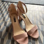Featured thumbnail for Sandales roses à talon