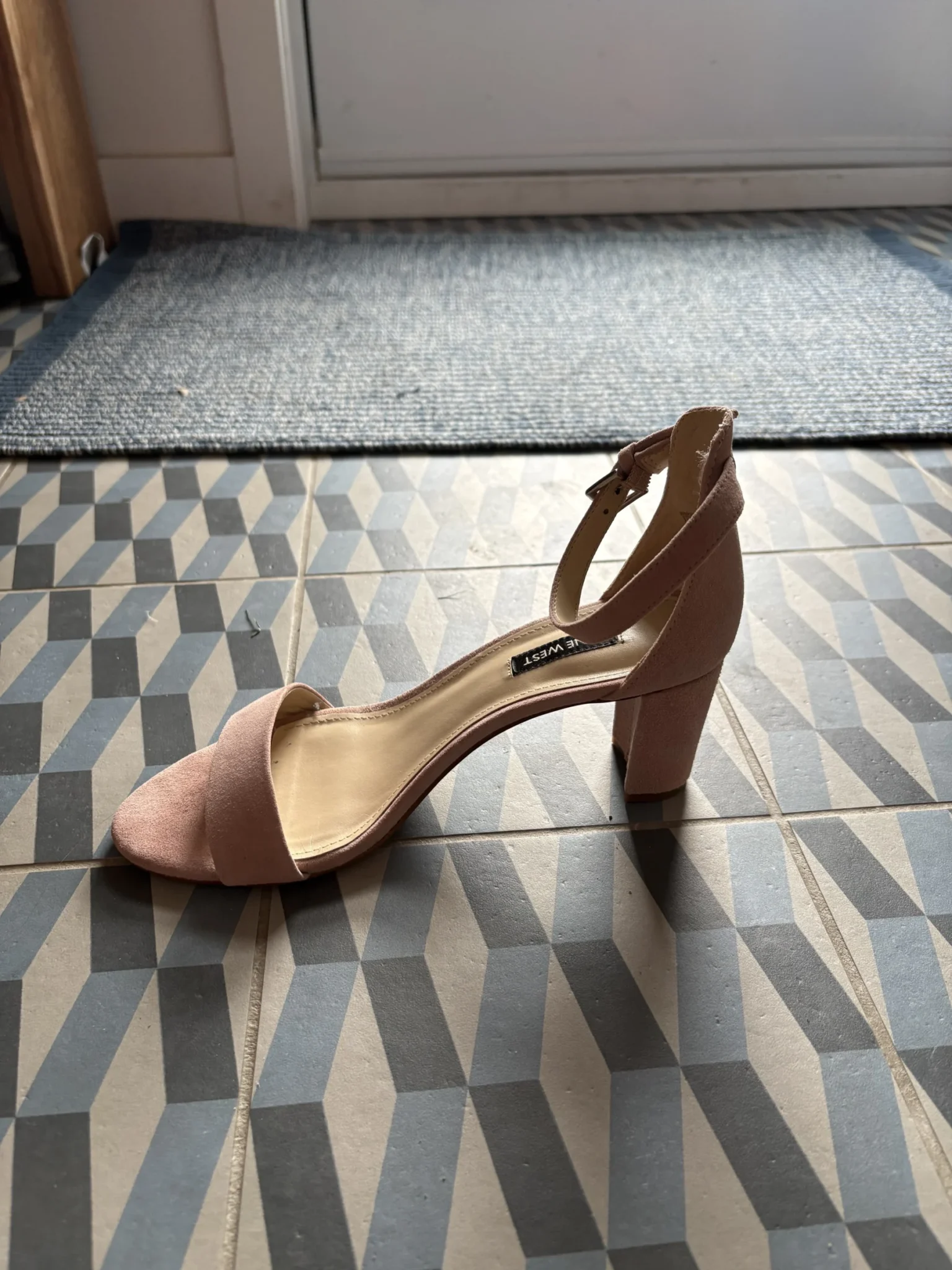 Image for Sandales roses à talon