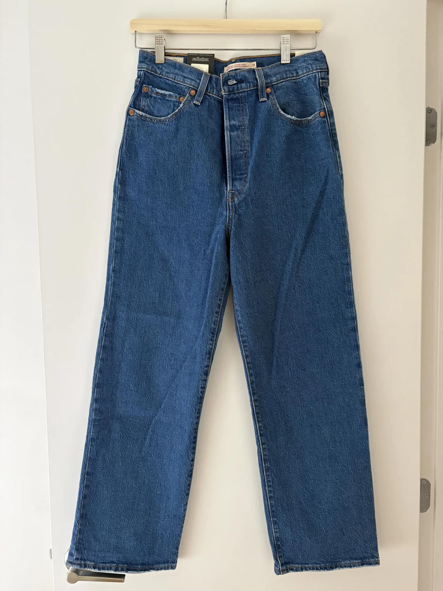 Featured image for Jeans Ribcage straight taille 29