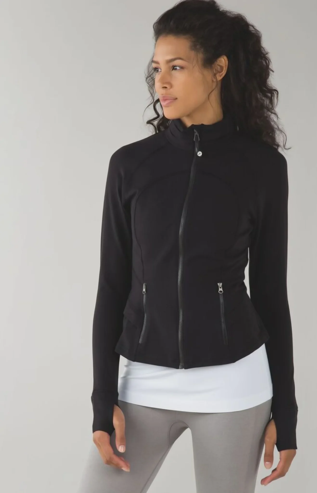 Image for ⛹️‍♀️Lululemon top