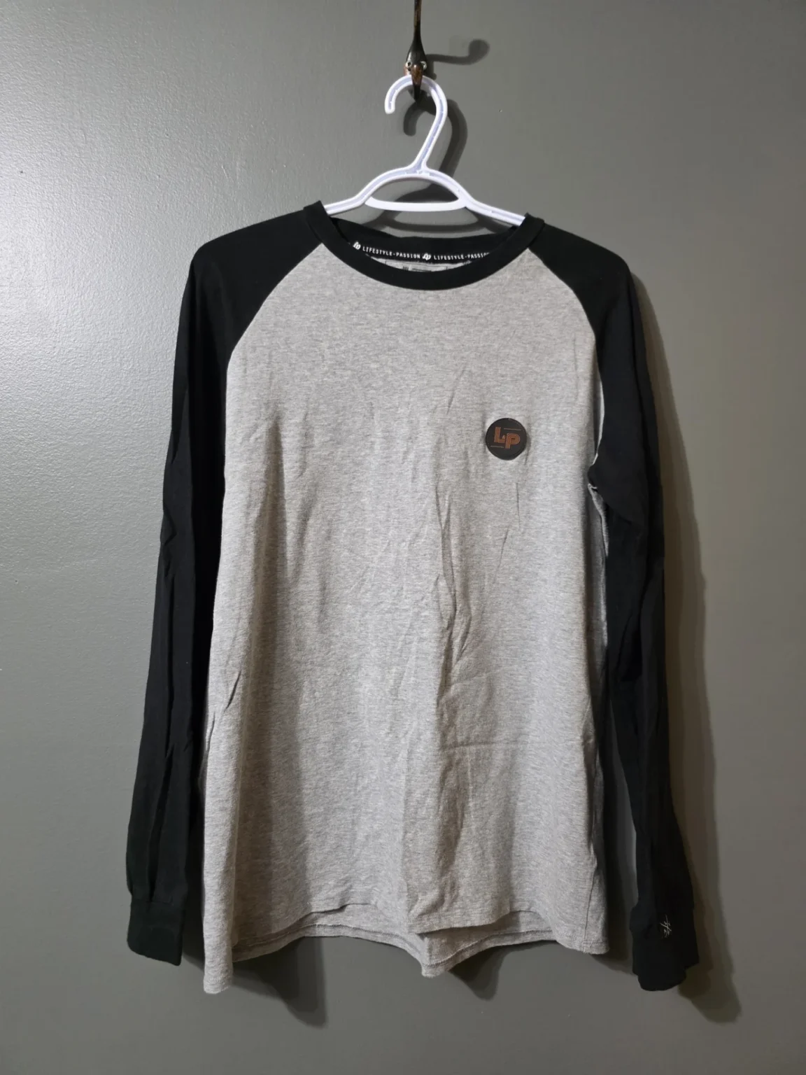 Featured image for Men Longsleeve LP apparel Medium #56