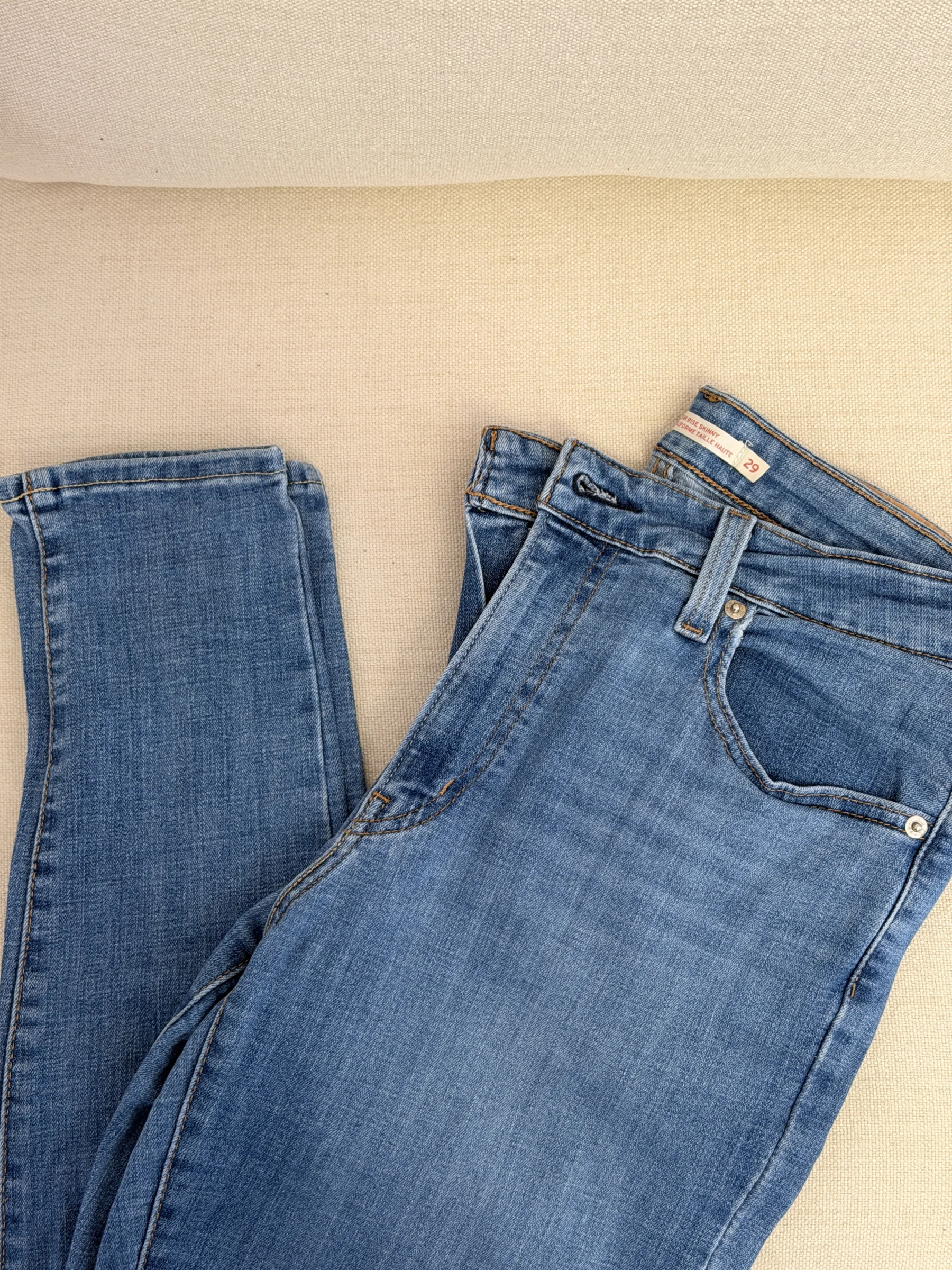 Jean Levis Levis seconde main