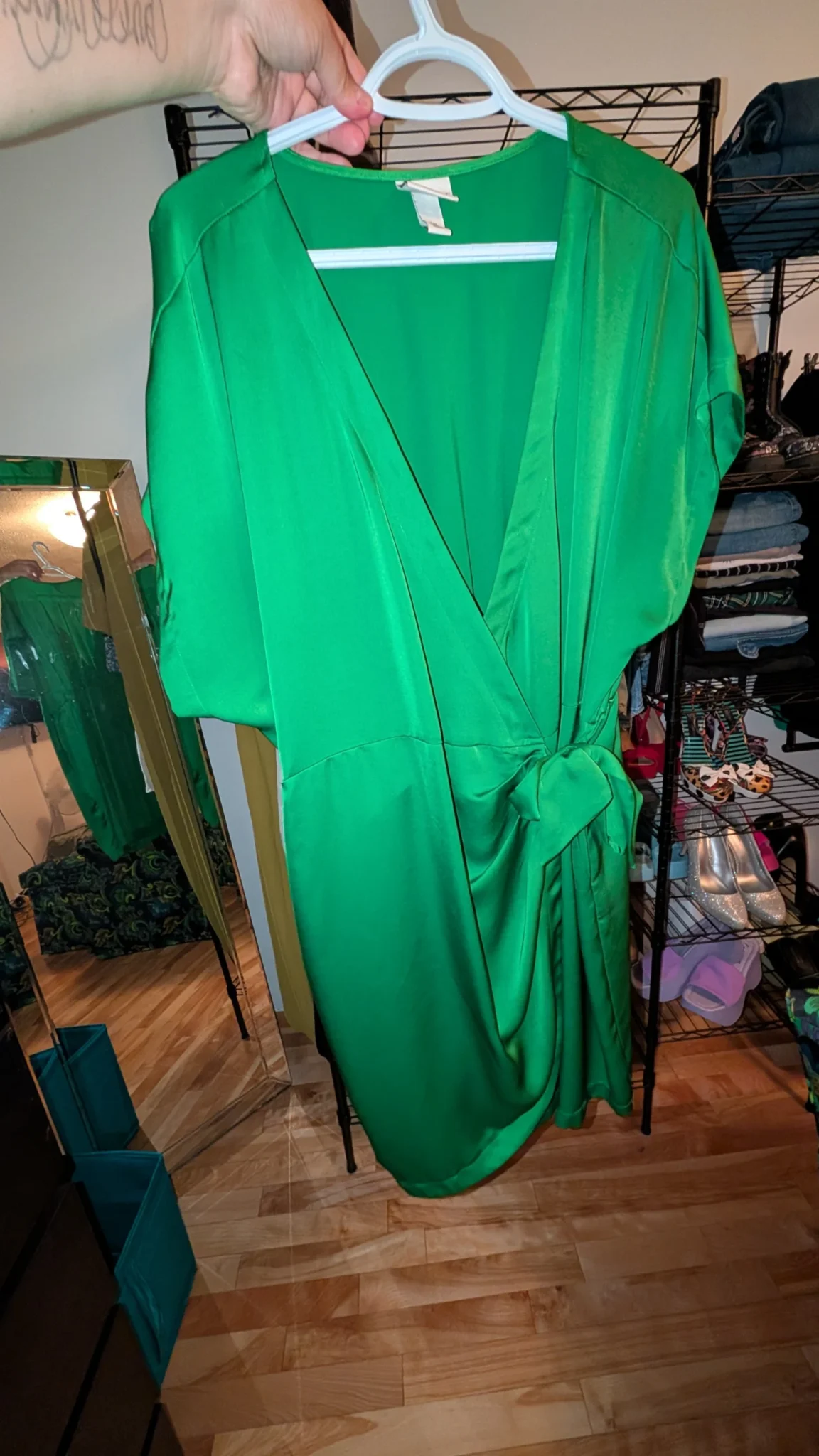 Image for Robe satin vert XXL