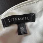 Thumbnail for Haut sans bretelle en satin noué au dos Dynamite