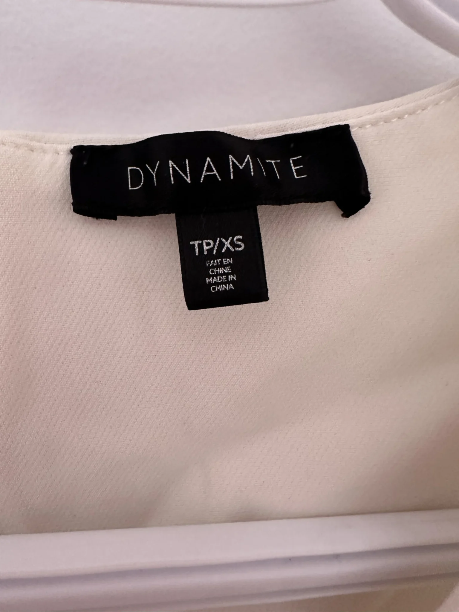 Image for Chandail chic avec zip au dos