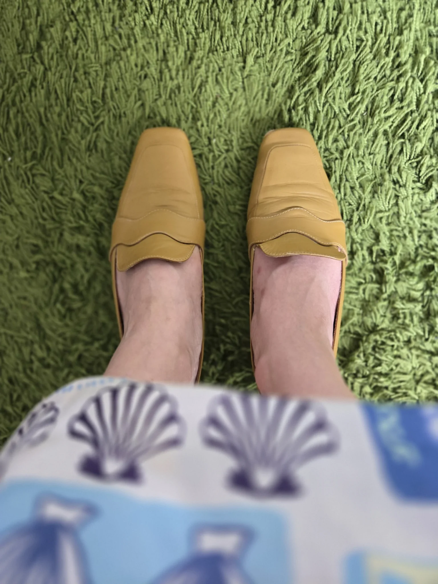 Image for Flâneurs (loafers) en cuir de luxe modèle «Toledo» par Maguire, moutarde
