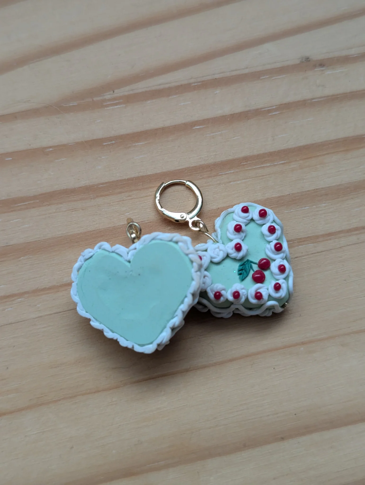Image for Boucle d'oreilles en argile