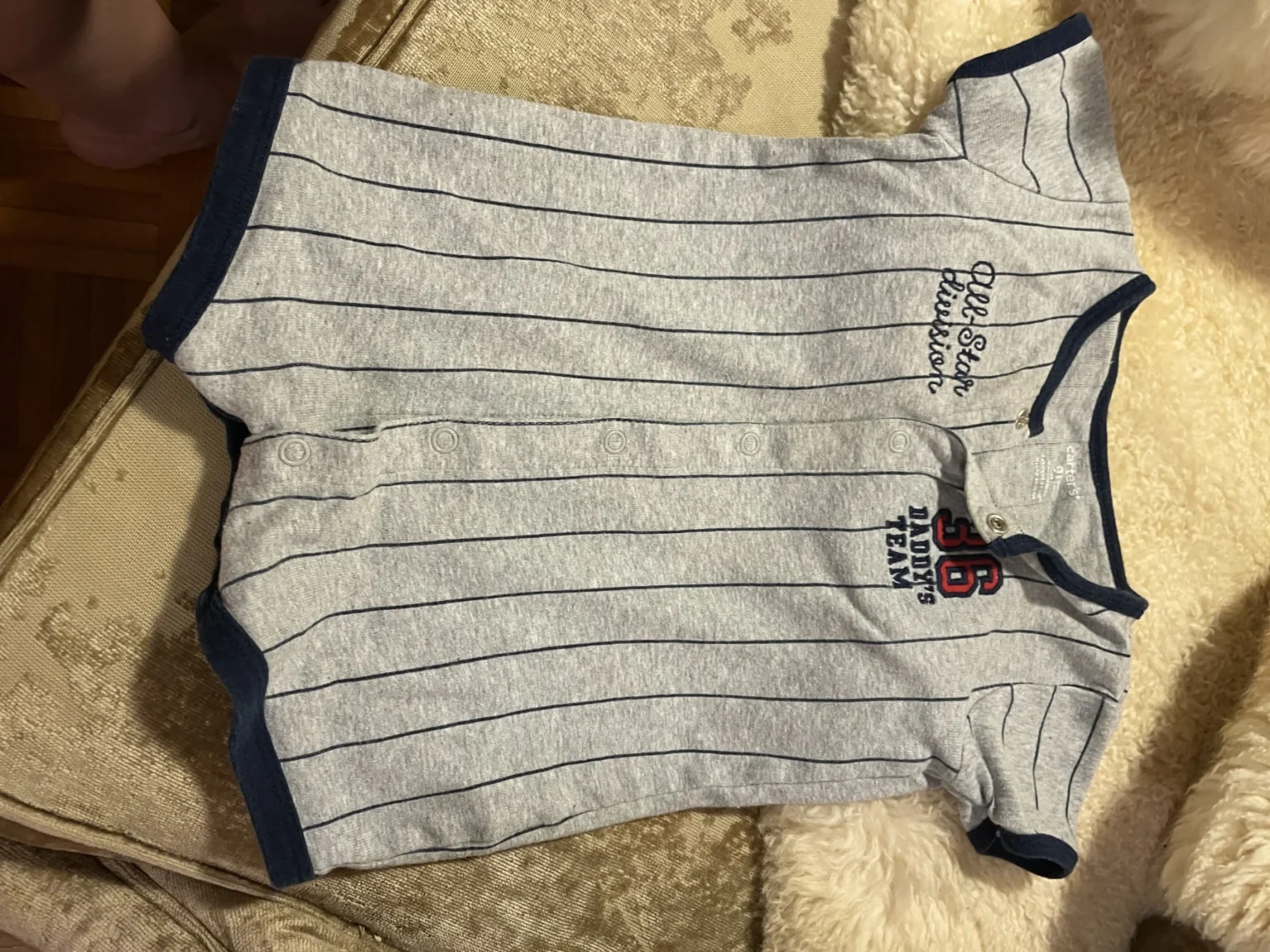 Image for Cache couche imparfait style romper 9 mois
