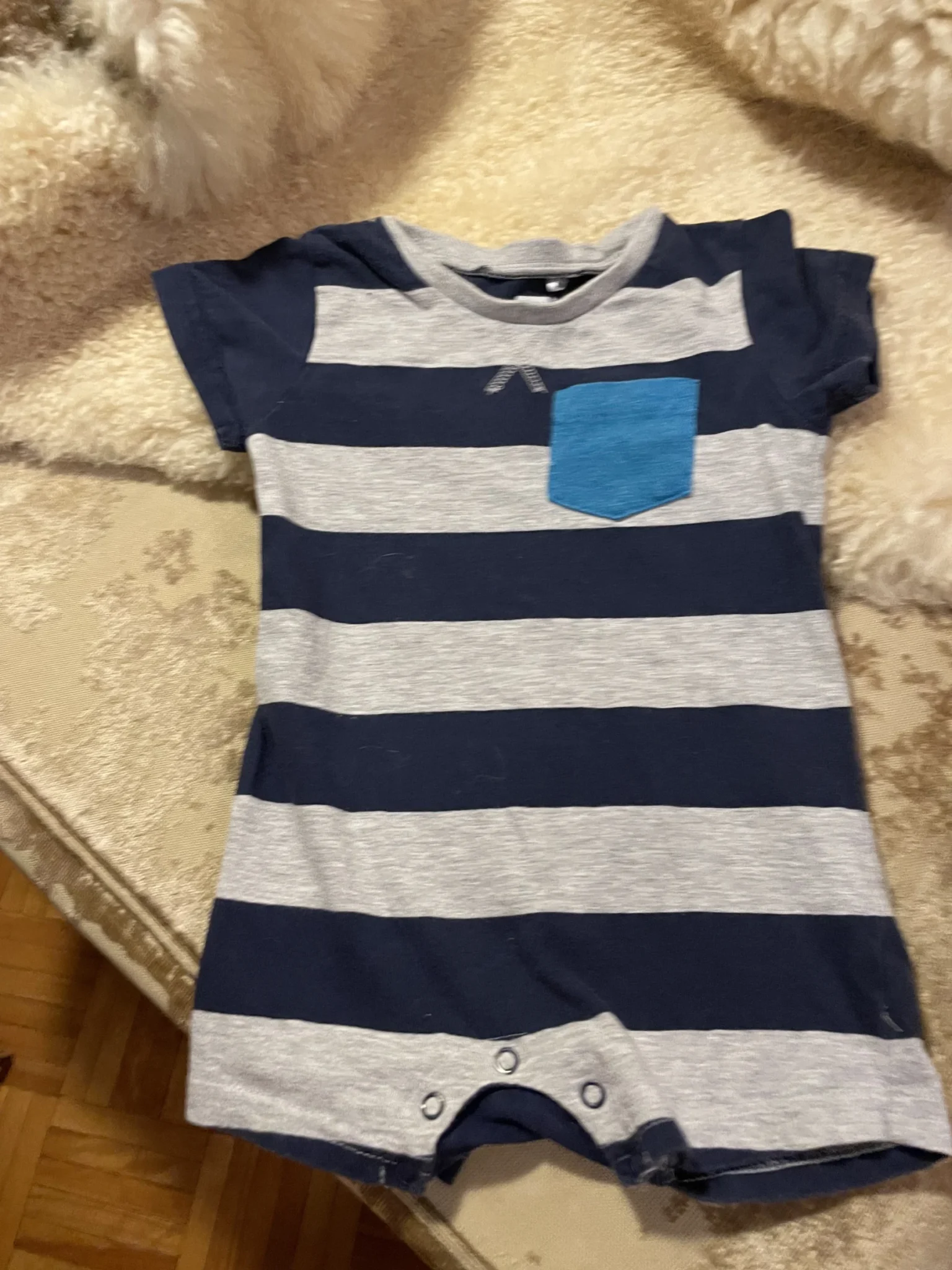 Image for Cache couche style romper très léger  6 - 9 mois
