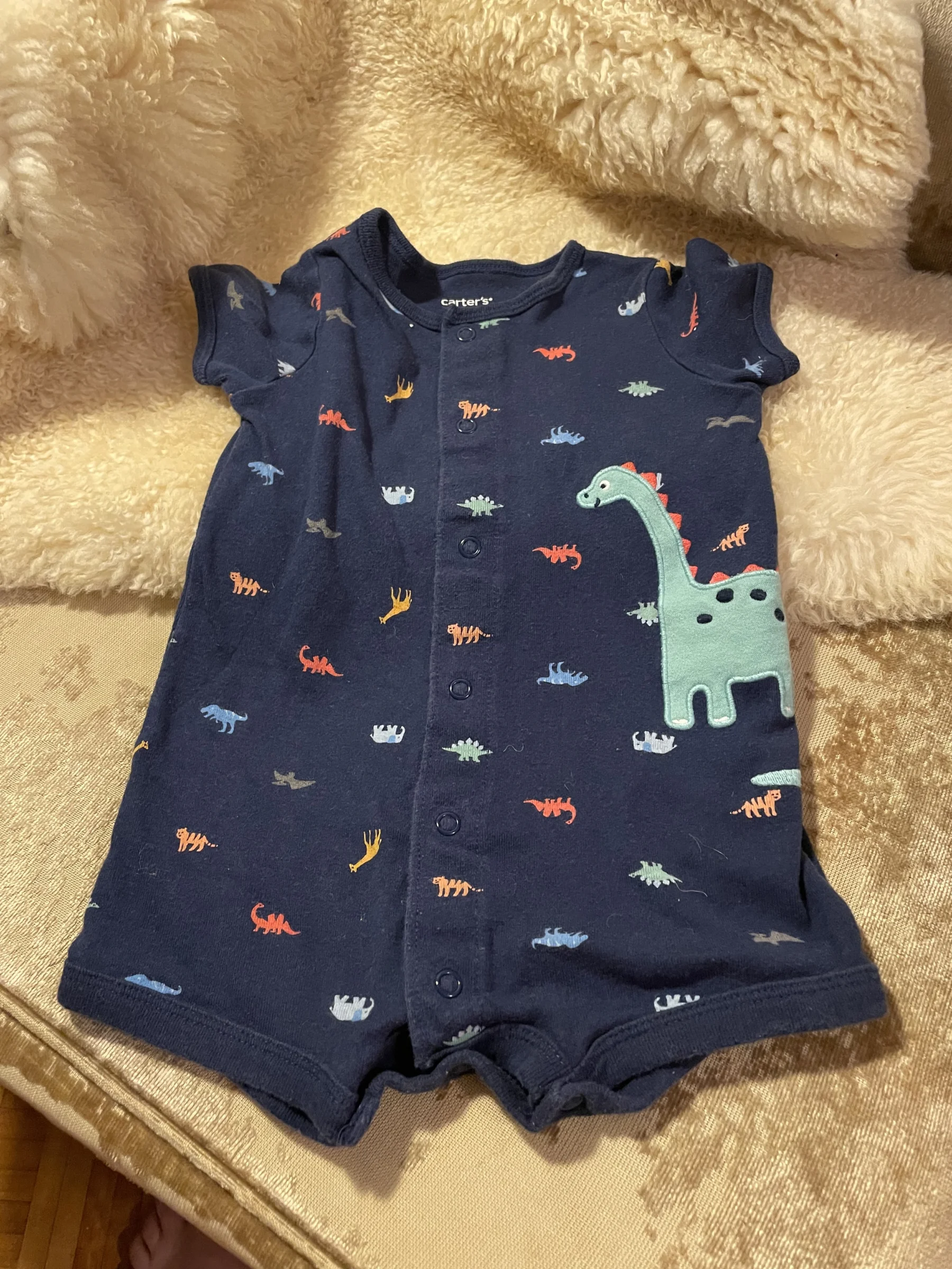 Cache couche style romper 9 mois Carter's seconde main
