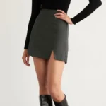 Featured thumbnail for Jupe Courte Grise avec Fente Dynamite Grey Mini Skirt with Slit