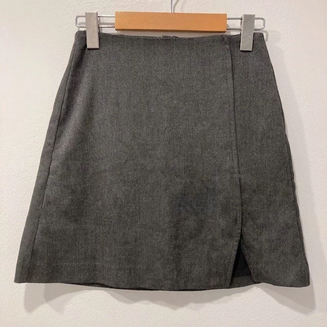 Image for Jupe Courte Grise avec Fente Dynamite Grey Mini Skirt with Slit