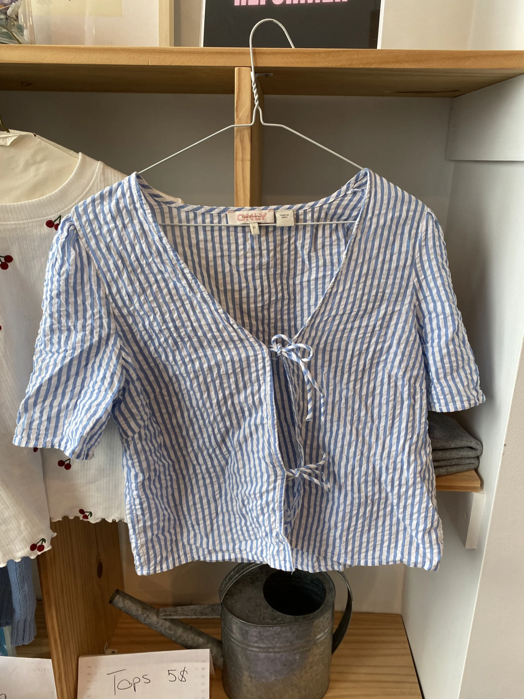 Chemise avec boucles Only seconde main