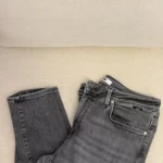 Featured thumbnail for Jeans pour petite