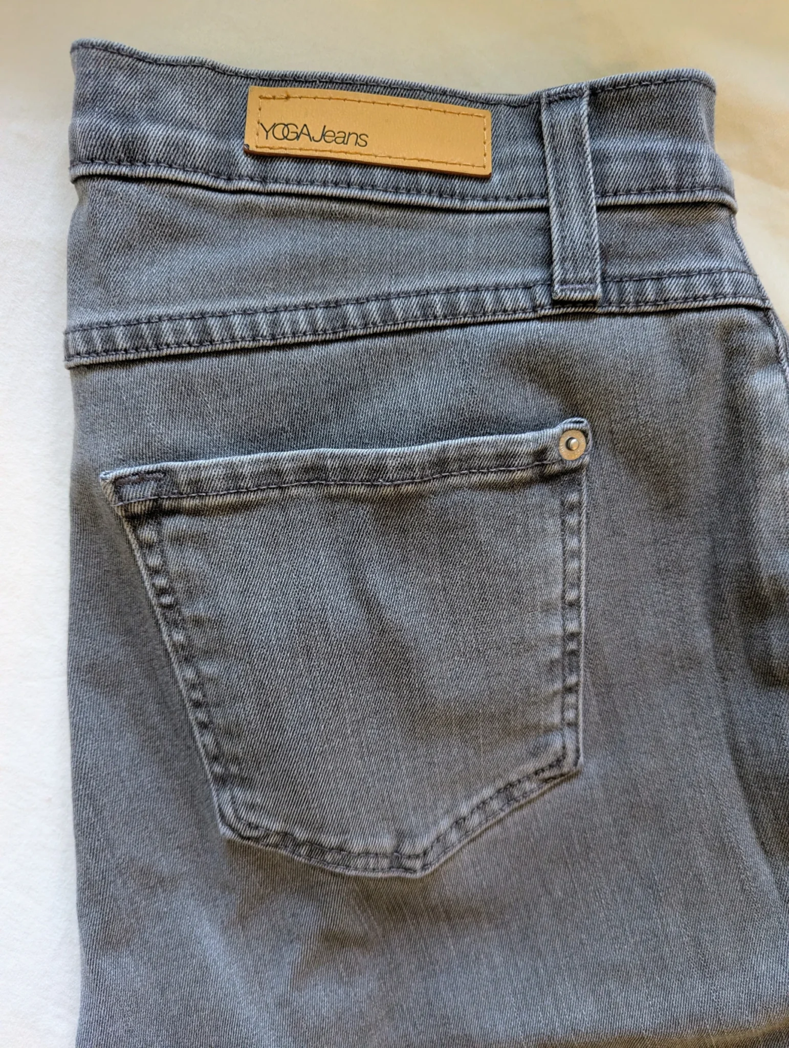 Featured image for Jeans gris • Coupe Rachel Skinny Classic Rise