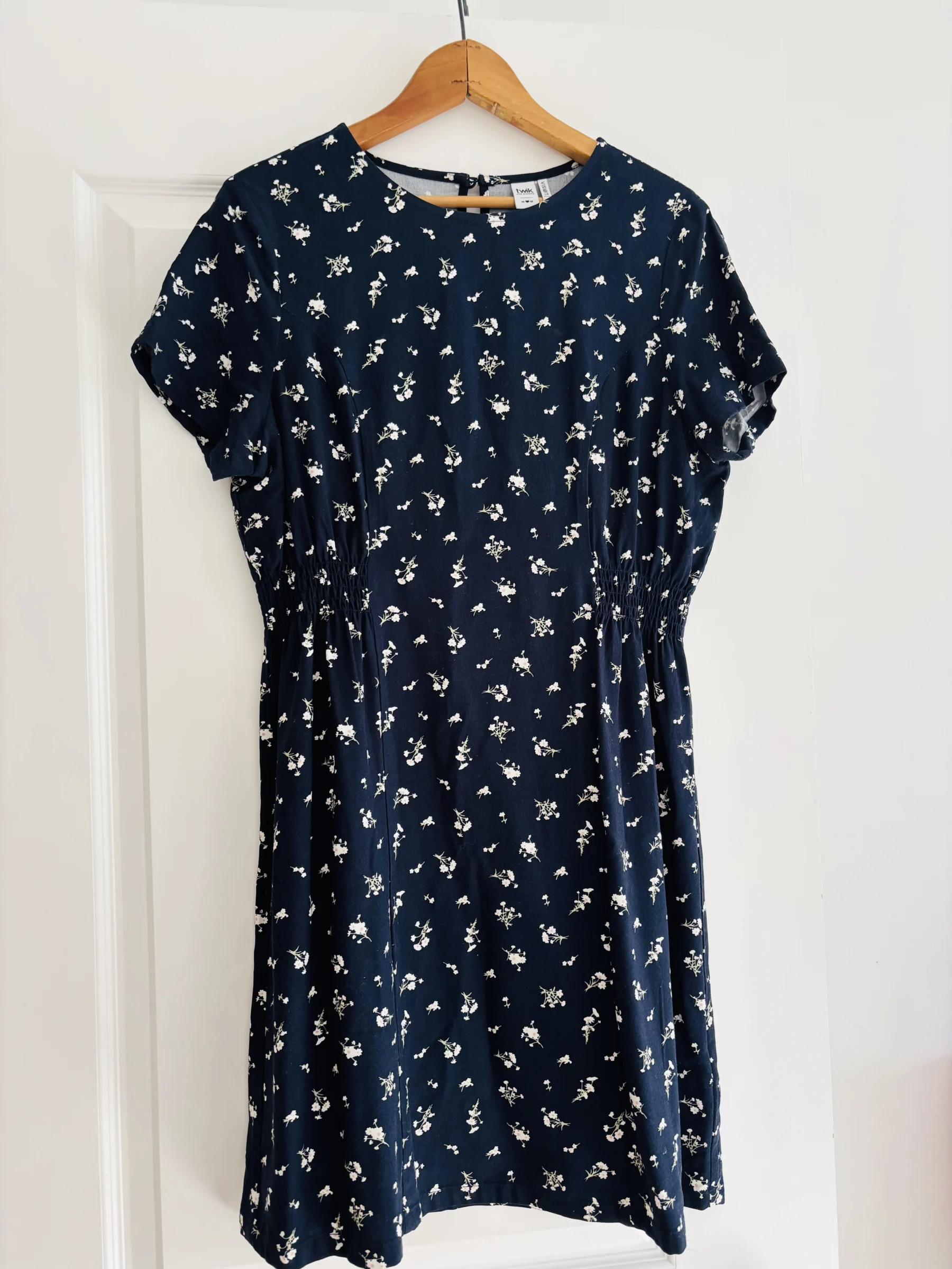 Jolie robe Twik seconde main